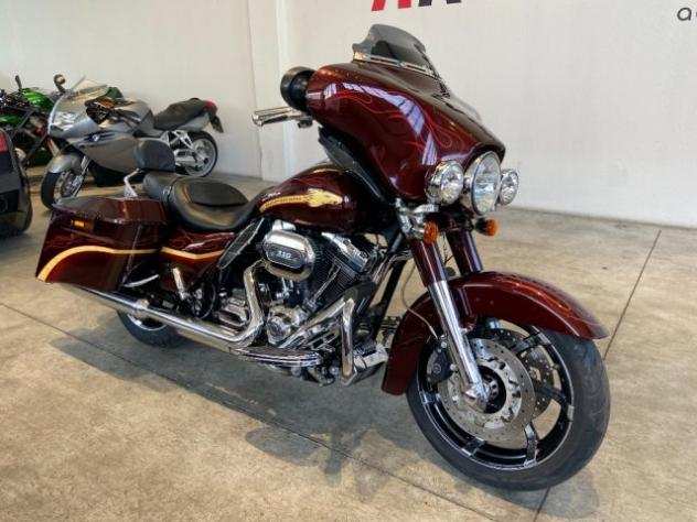 HARLEY-DAVIDSON CVO Street Glide 110 rif. 19064552