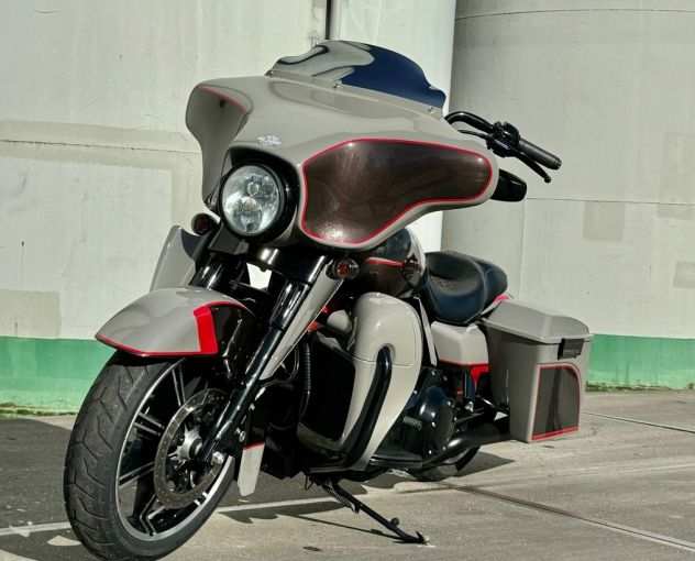 Harley-Davidson - FLHTK - Electraglide Ultra - 1690 cc