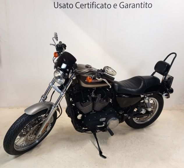 HARLEY DAVIDSON - Sportster XL1200 R Roadster