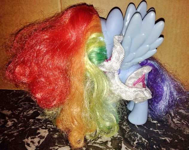 hasbro G4 My Little vola mio mini Pony Rainbow Dash completo bambola collezione