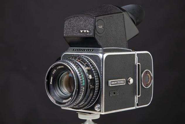 Hasselblad 500CM  Carl Zeiss Planar 2,880mm  Fotocamera medio formato