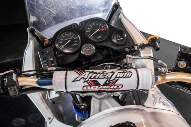 Honda - Africa Twin - XRV 750 (RD04)