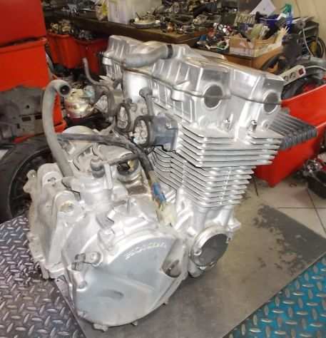 Honda CB 750 92  motore RC42E , carburatori , radiatore , pedale , cavalletto