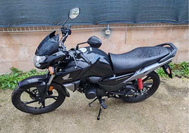 Honda CB125F anno 2023 incidentata