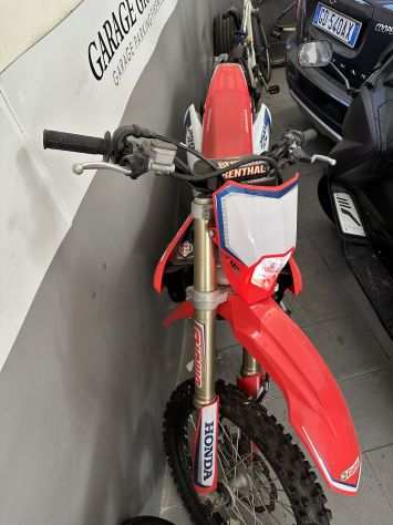 Honda CRF 250 - RED MOTOR