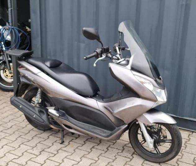 Honda PCX 200820013 2011