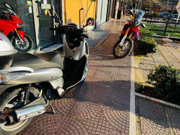 HONDA SH 150 PASSAGGIO GARANZIA TAGLIANDO INCLUSI rif. 18522404