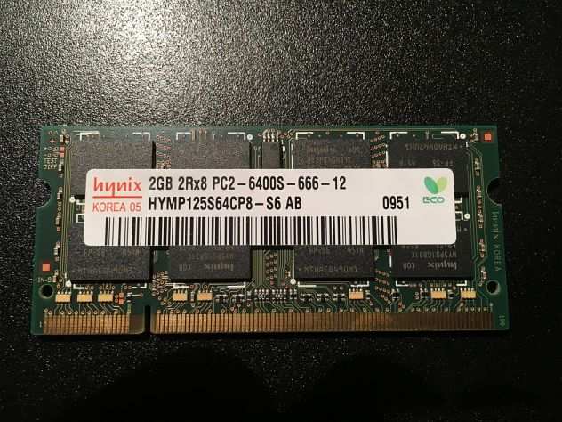 HYNIX 2GB (DDR2 PC2-6400S-666-12-E3)