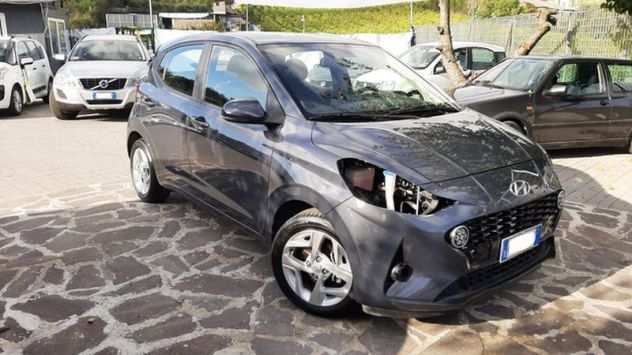 Hyundai i10 1.0 benzina 66cv anno 05-2022