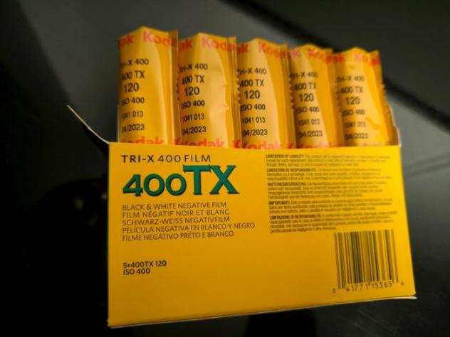 Ilford, Kodak, Rollei FP4-120  TX-400  Superpan 200  Ektar 100 (10 pellicole 120 ) Pellicola inutilizzata