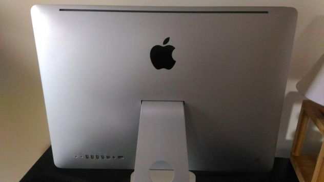 iMac A-1311 21.5quot, intel i3, SSD