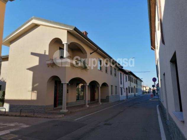 Immobile di 140 msup2 con 3 locali in affitto a Boffalora Sopra Ticino
