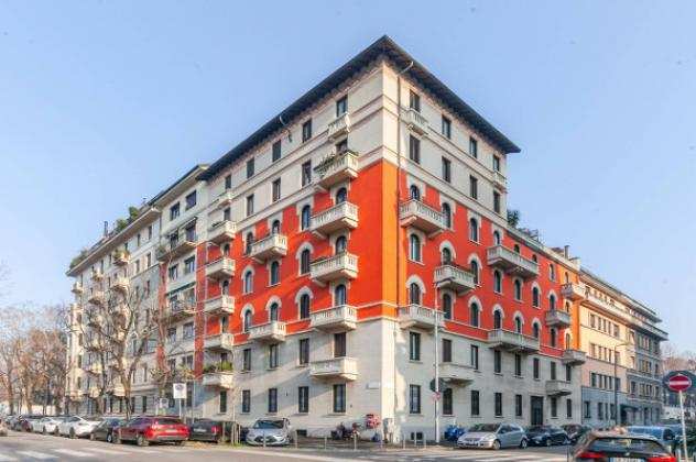 Immobile di 141 msup2 con piugrave di 5 locali in affitto a Milano