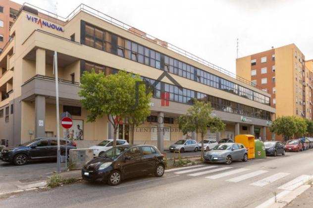 Immobile di 250 msup2 con piugrave di 5 locali in affitto a Roma