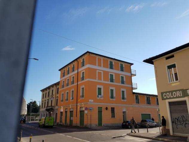 Immobile di 55 msup2 con 2 locali in affitto a Brescia