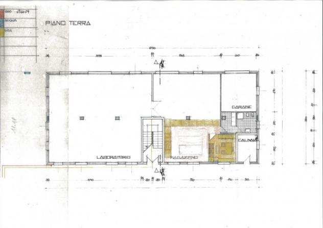 Immobile di 700 msup2 con 4 locali in vendita a Carpi