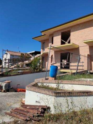 Immobile in asta di 419 msup2 con 4 locali in vendita a Fermo