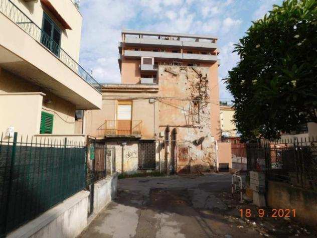 Immobile in asta di 81 msup2 con 4 locali in vendita a Palermo