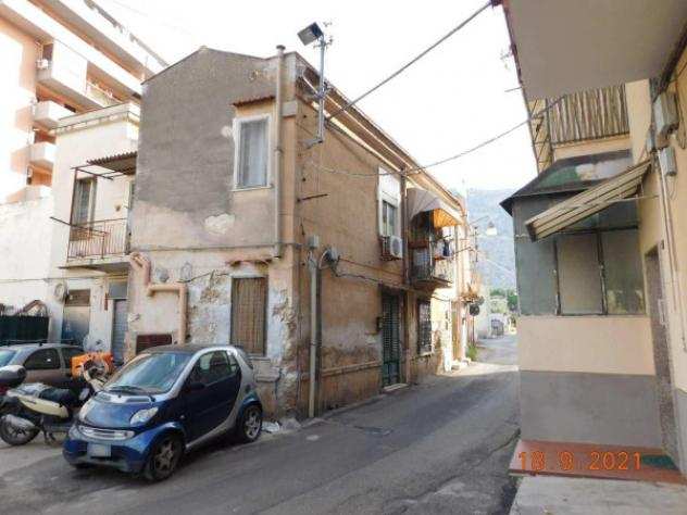 Immobile in asta di 81 msup2 con 4 locali in vendita a Palermo