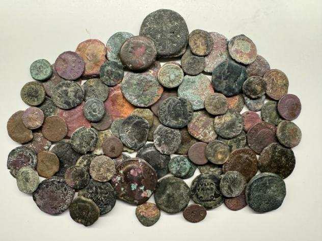 Impero romano. Lot of 85 uncleaned Roman and provincial bronzes 2th centuries BC- 4th centuries AD