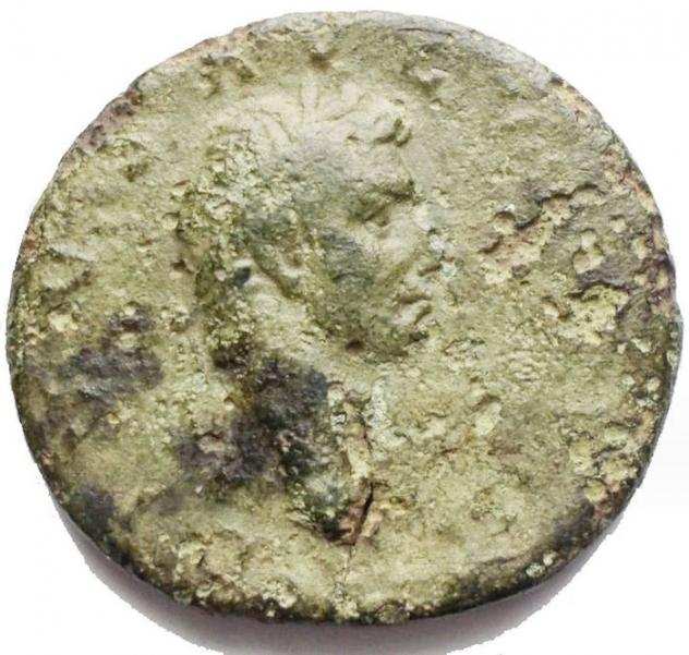 Impero romano. NERVA, Divus Augustus. Bronzo Sestertius, Restoration issue by Nerva in honour of Divus Augustus. RARE