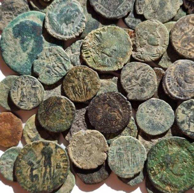Impero Romano (provinciale). Lotto di 150 AElig monete, Dal I al IV secolo
