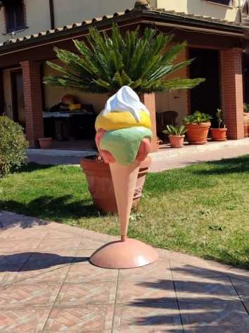 Insegna a vela per gelateria Cono gelatoa vela o a bandiera in vetroresina