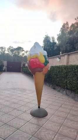 Insegna per gelateria, cono gelato in vetroresina