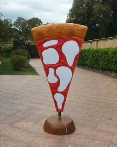 Insegna pizza luminosa a totem a ISERNIA