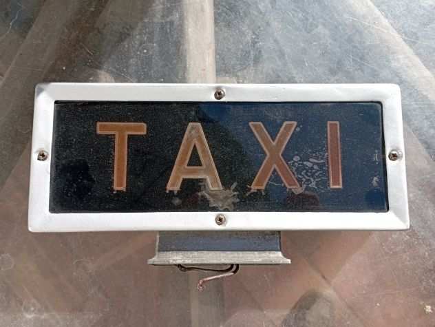 Insegna taxi depoca