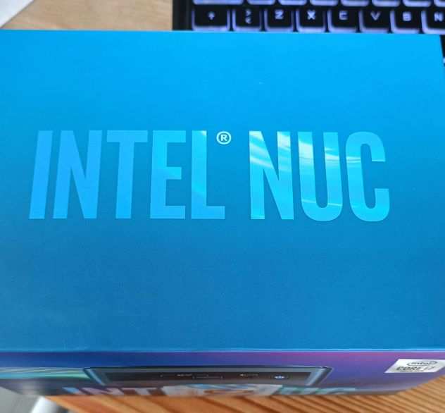 INTEL NUC 10 Perfomance Kit NUC10i7FNH Ram 64gb Operating sistem Window10 PRO
