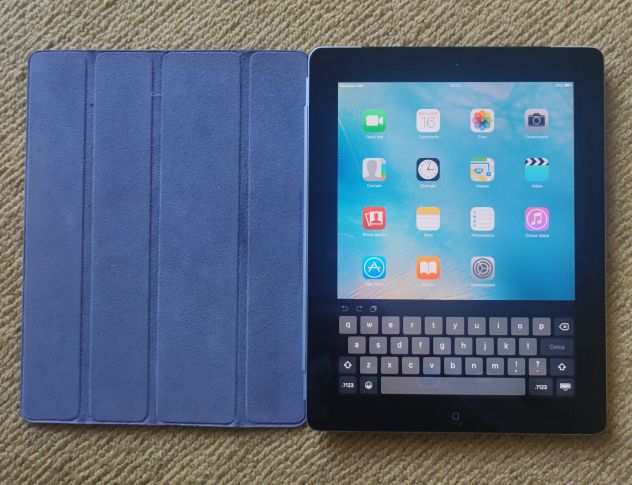 iPad 2 16GB con custodia originale