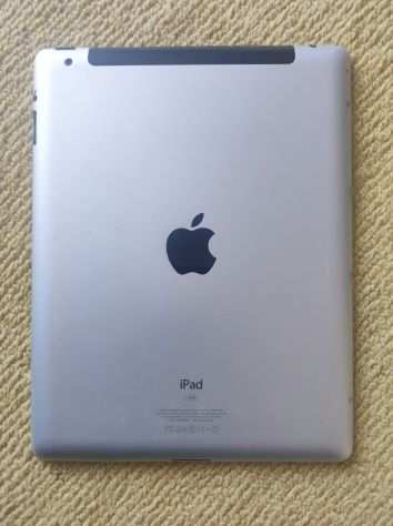 iPad 2 16GB con custodia originale