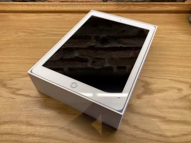 iPad (6a generazione) pari al nuovo