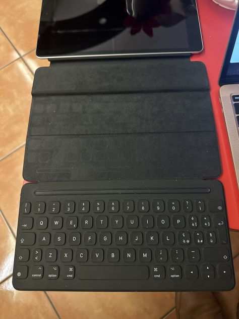 iPad 9 generazione  Smart Keyboard per iPad nona generazione