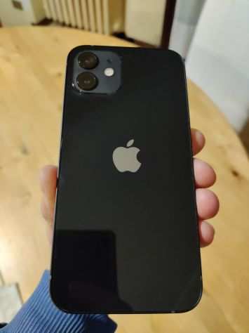 Iphone 12 128 GB con 4 mesi di vita