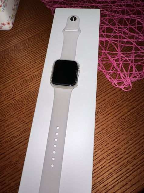 iPhone 14 pro Max  Apple Watch SE seconda generazione