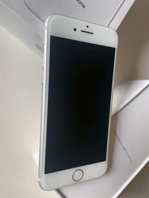 IPHONE 8 64GB SILVER