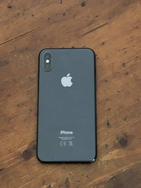 iPhone XS