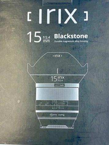 IRIX 15mm f 2,4 Blackstone attacco Nikon