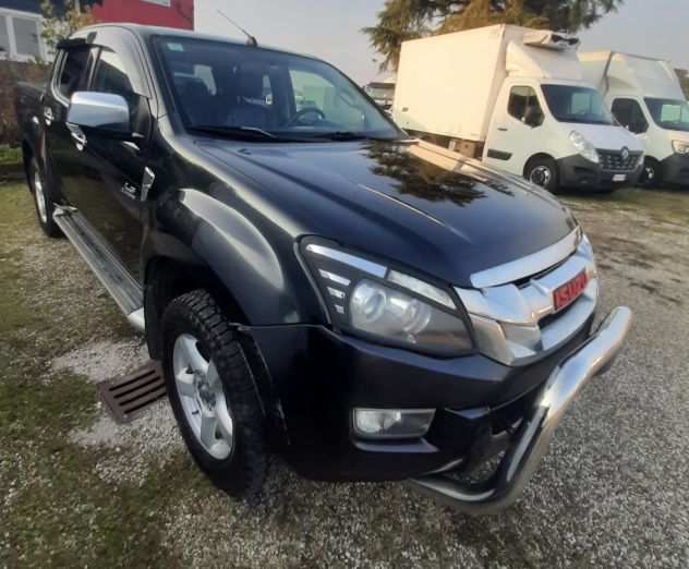 ISUZU C - MAX PICK UP