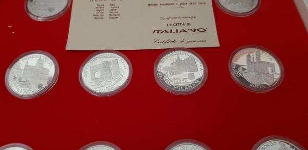 Italia. 12 Medaglie argento 1990 Mondiali quotItalia 90quot 216 gr. Ag (.986)