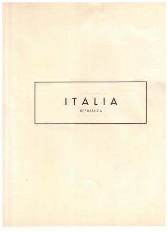 Italia 19851995 - Collezione di P.O. dal 1985 al 1995, usato, in cartella a 22 anelli con custodia. - Sassone 2024