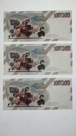 Italia. 3 x 100.000 Lire 1993 ldquoCaravaggiordquo I tipo - consecutive - Gigante BI 84F Pick 110