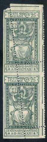 Italia Regno 1921 - Dante Alighieri 25 centesimi con dentellatura fortemente spostata nei due sensi, coppia. - Sassone N. 117nfb