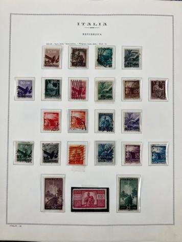 Italia Repubblica 19451967 - Album Marini con dei francobolli nuovi e usati - Sassone