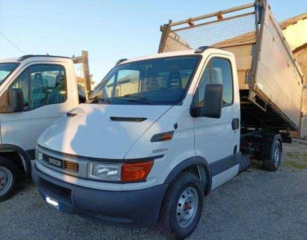 IVECO Daily 35s12 ribaltabile trilaterale