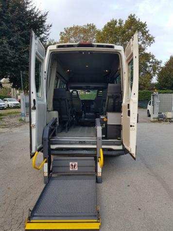 IVECO Daily ELETTRICO DIESEL TRASPORTO DISABILI anche NOLEGGIO rif. 18864261