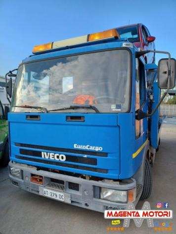 IVECO Eurocargo 100E18 passo 3690 Allestimento doppio p rif. 18836876