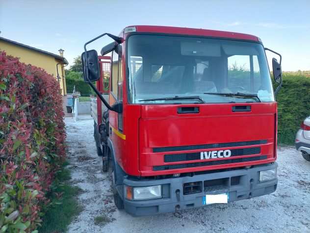 Iveco Eurocargo 75E15 con ribaltabile  gru Hiab 066 duo  attivazione